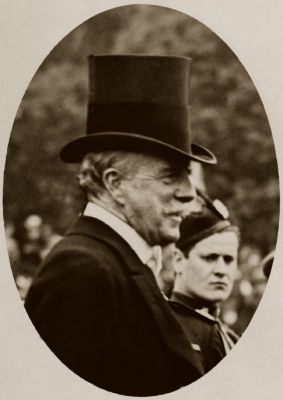 Фото Alexander William George Duff