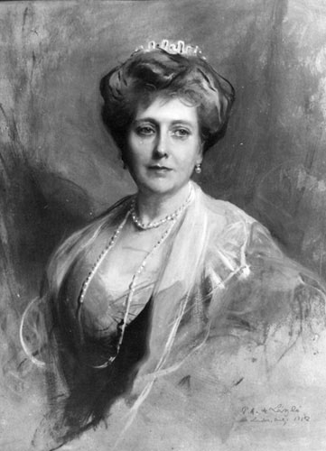 Фото Beatrice Mary Victoria Feodore Saxe-Coburg and Gotha